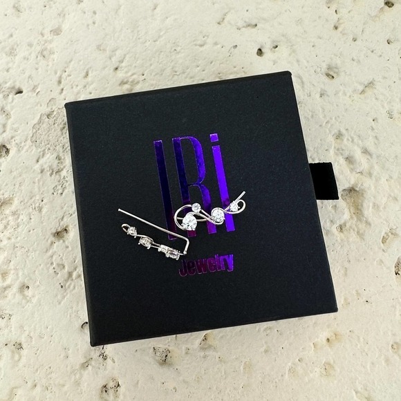 MELODY EAR CLIMBERS WITH SIMULATED DIAMONDS - WHITE SILVER - Picture 4 of 4